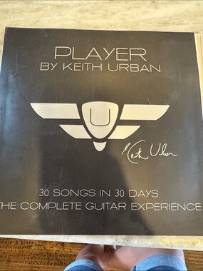 PLAYER by Keith Urban Guitar Learning Guide - Black